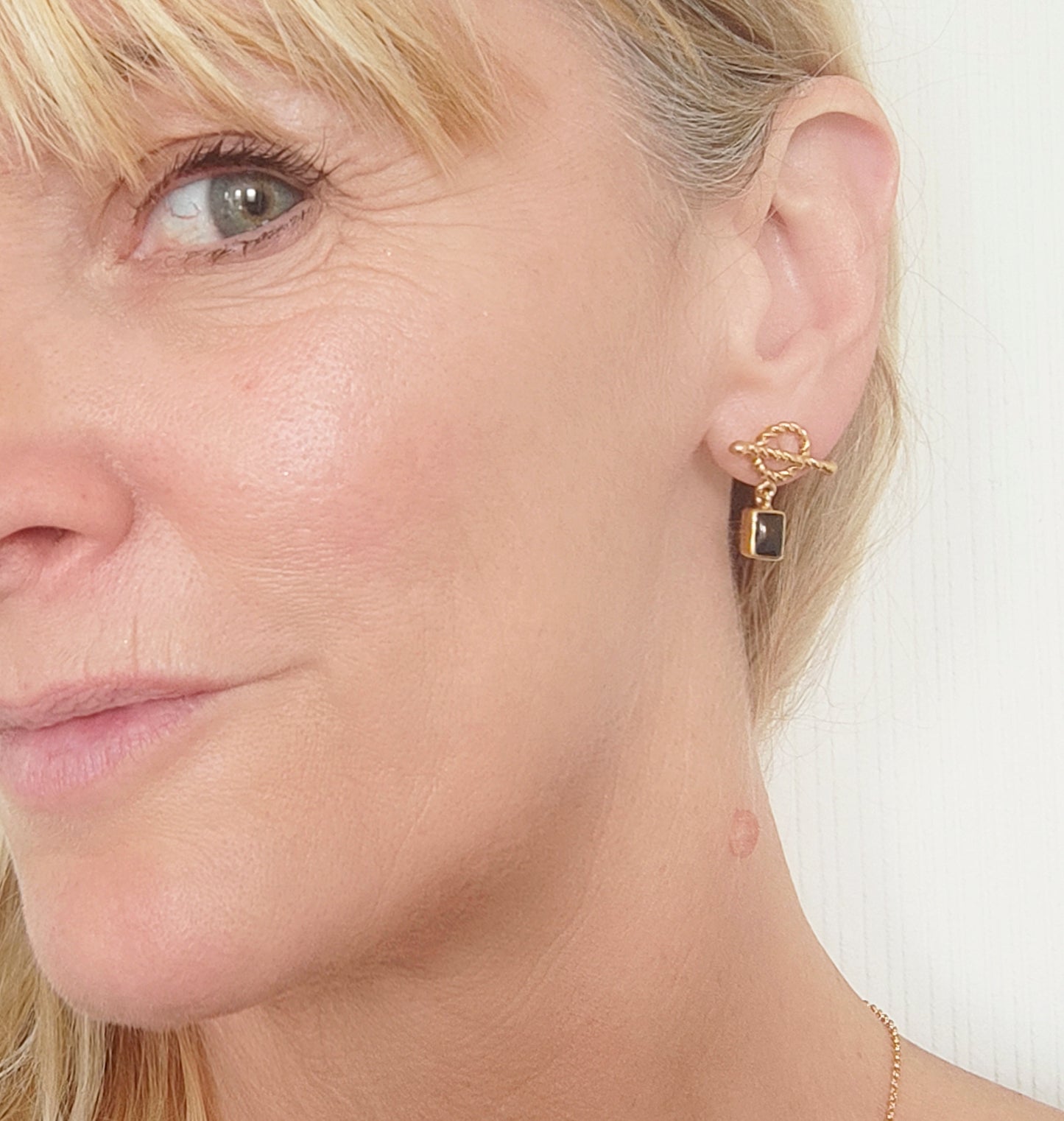 Black Onyx Toggle Gold T Bar Stud Earrings