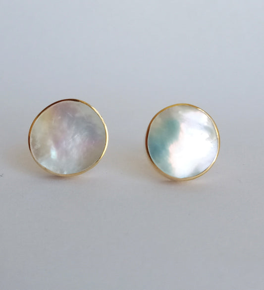 Small Flat Pearl Studs