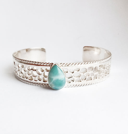 Labyrinth Larimar Teardrop Gemstone Bangle