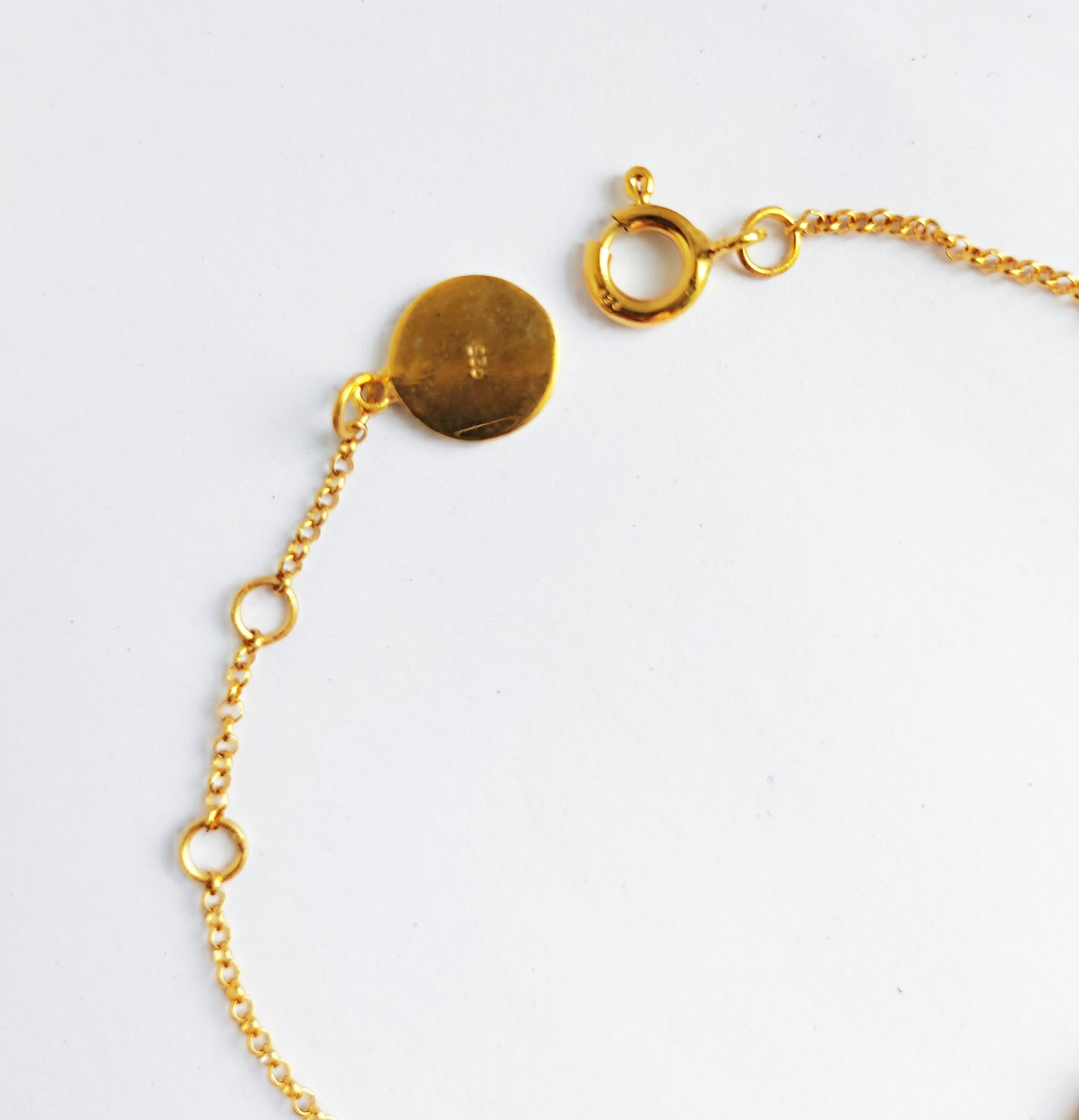 Dainty Gold Pearl Bracelet