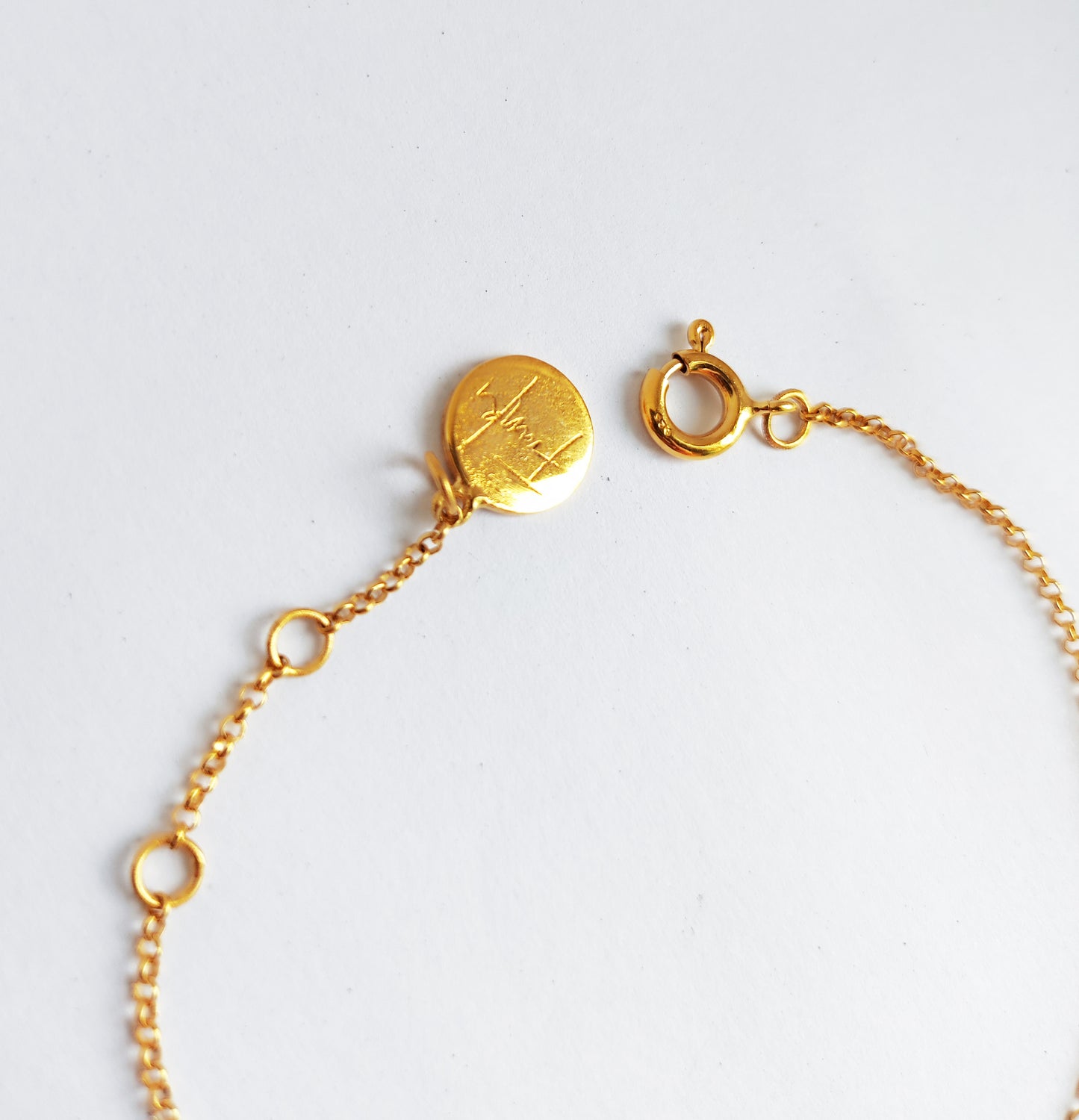 Dainty Gold Pearl Bracelet