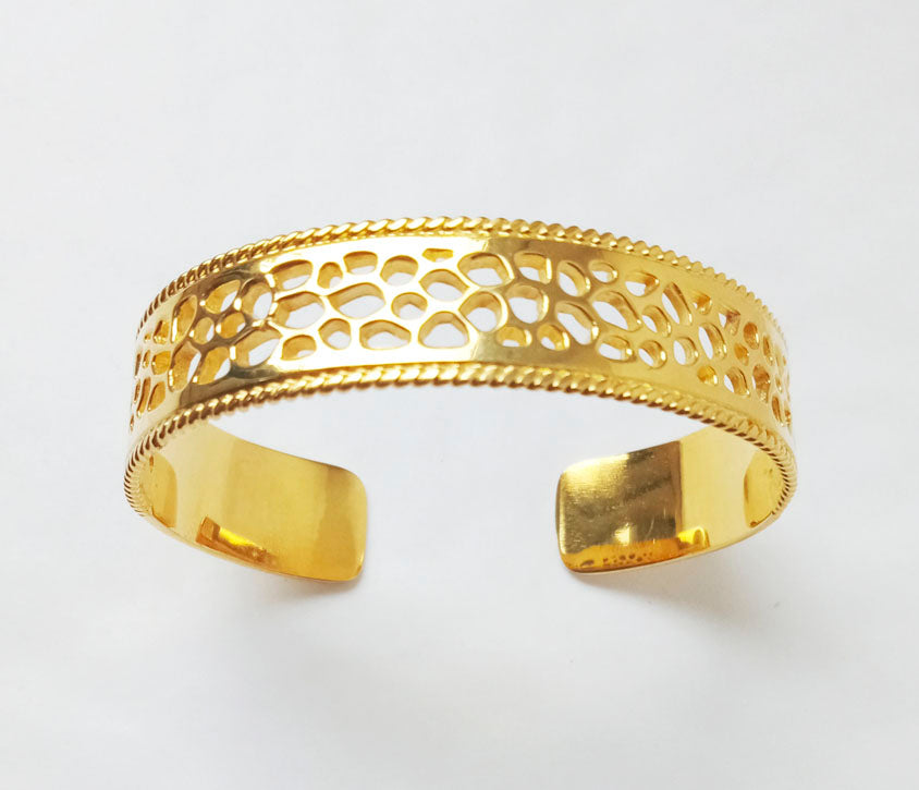 Labyrinth Gold Coral Bangle