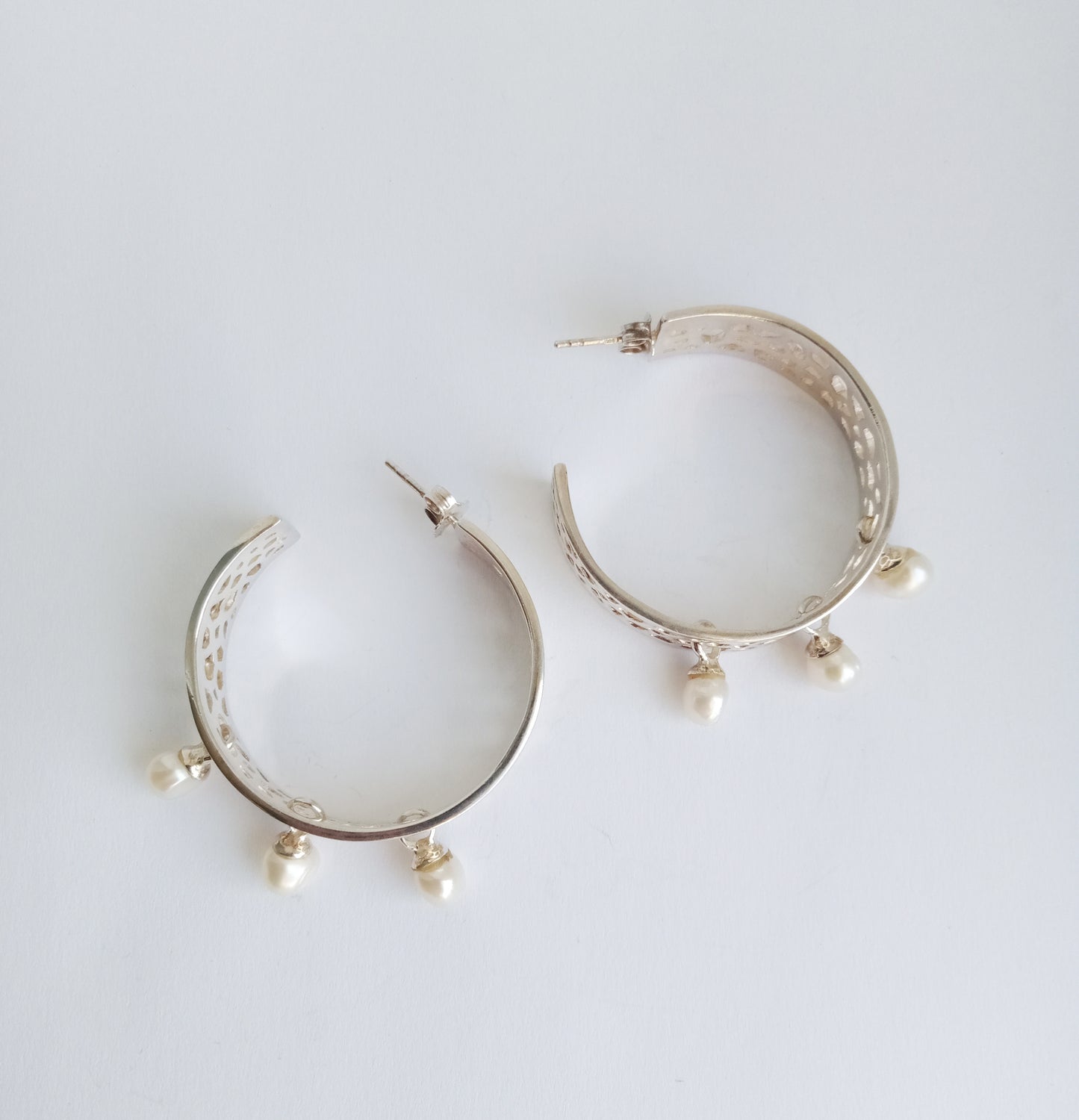 Sterling Silver Thin Pearl Gypsy Hoops