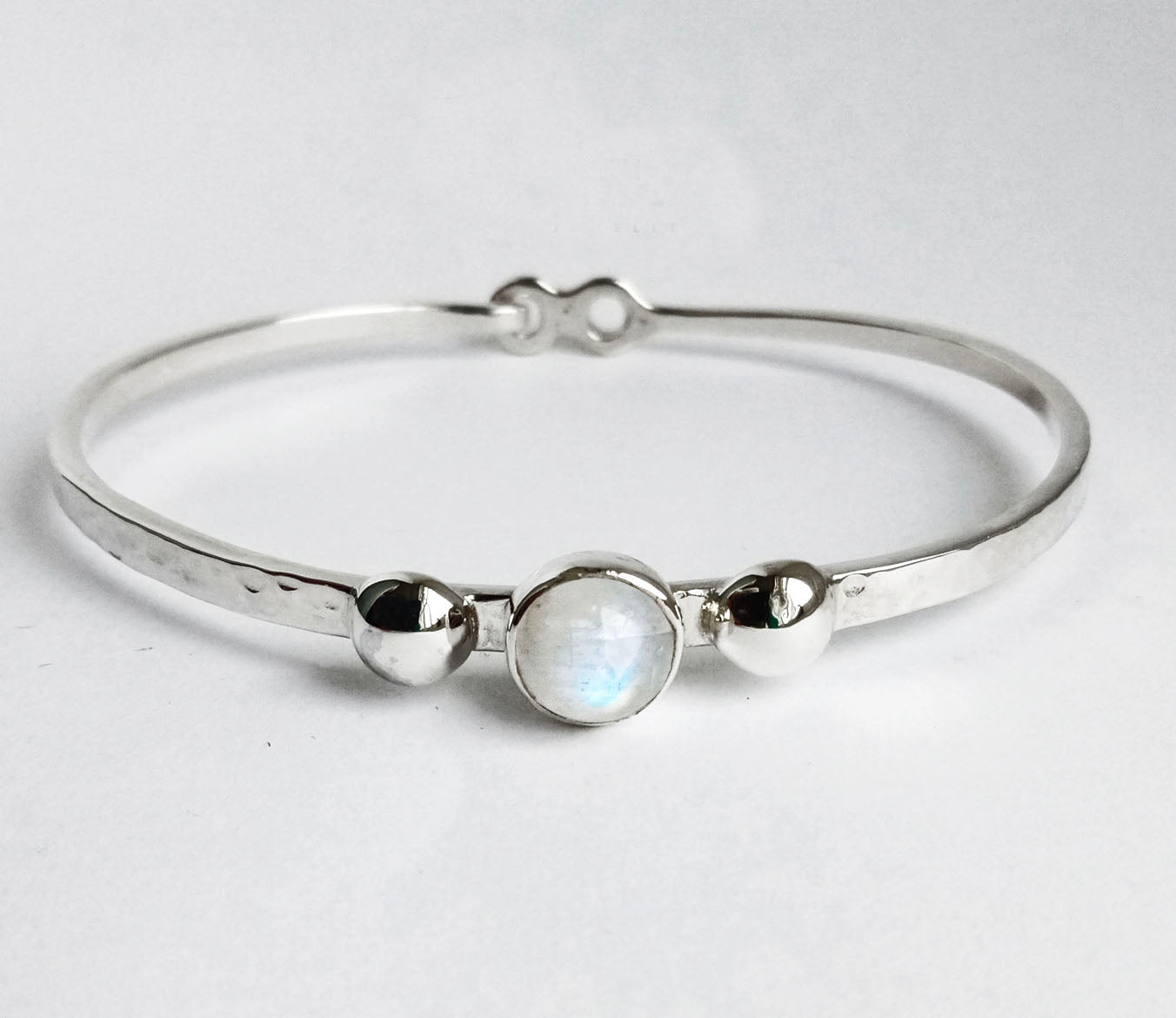 Jupiter Moonstone Sterling Silver Ajustable Bangle